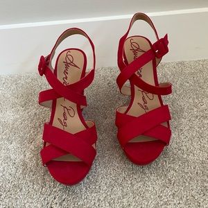 American Rag, red wedge sandal, size 9, NWOT